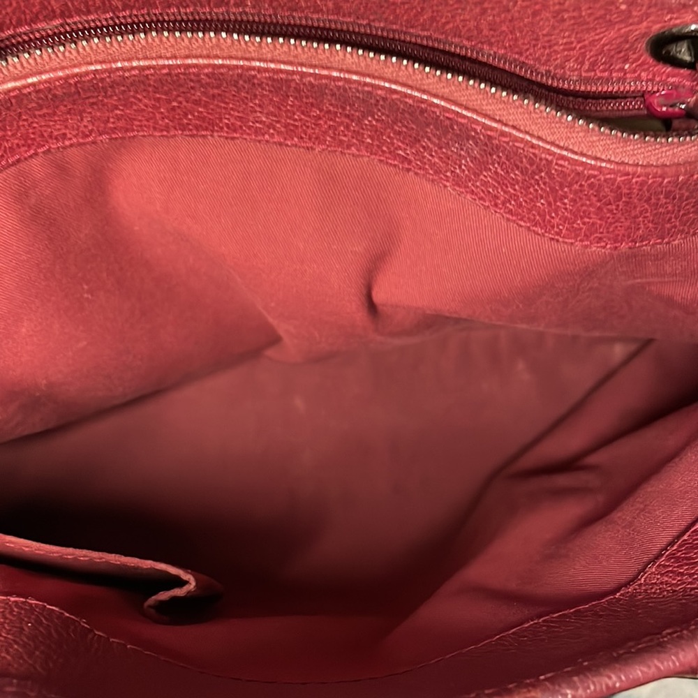 Tan Gucci GG Canvas Eclipse Shoulder Bag - Picture 10 of 17